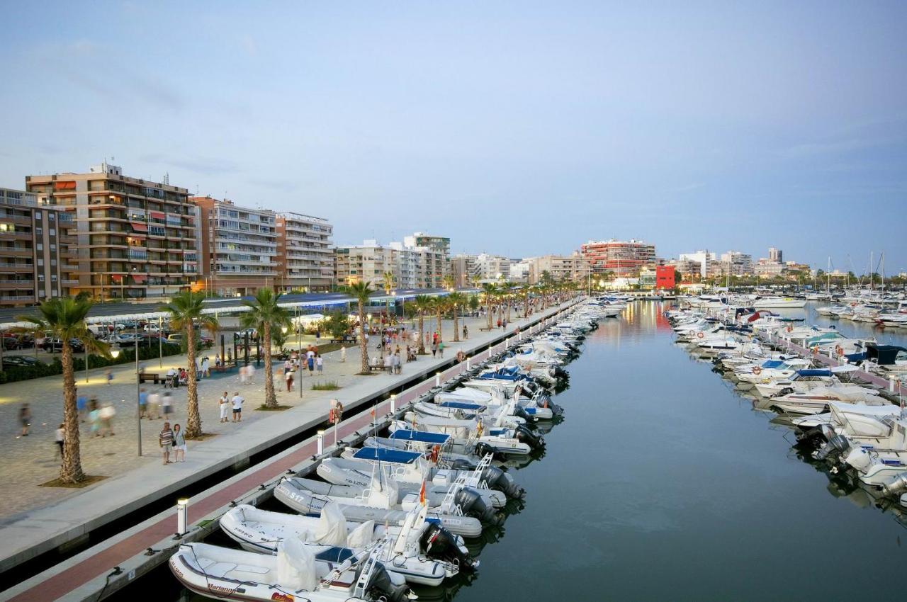 Nice Apartment Near The Port Of Santa Pola Buitenkant foto
