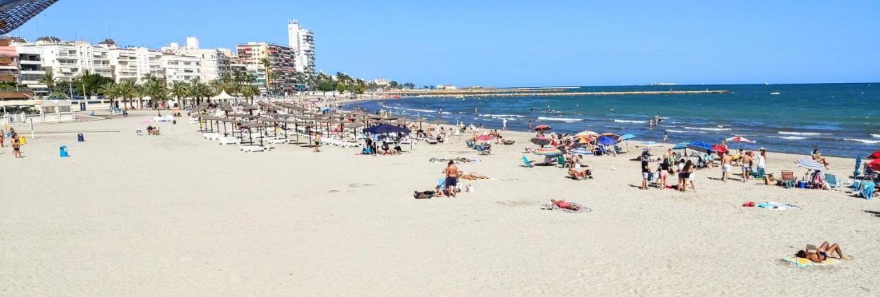 Nice Apartment Near The Port Of Santa Pola Buitenkant foto